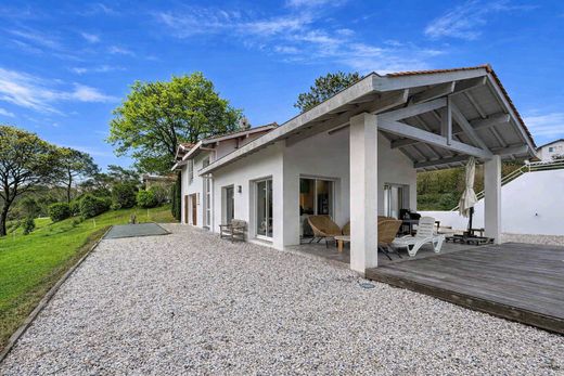 Detached House in Arcangues, Pyrénées-Atlantiques