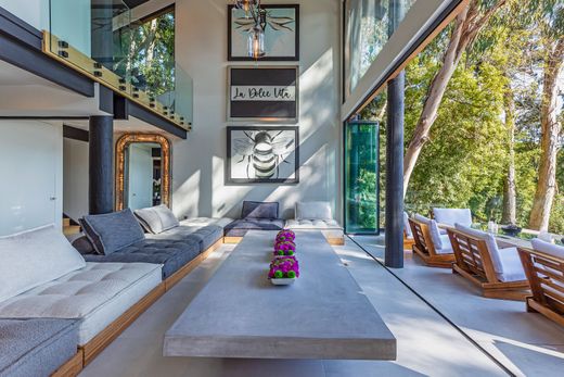 Detached House in Pacific Palisades, Los Angeles County