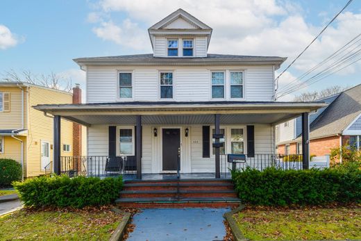 Duplex w Carle Place, Nassau County