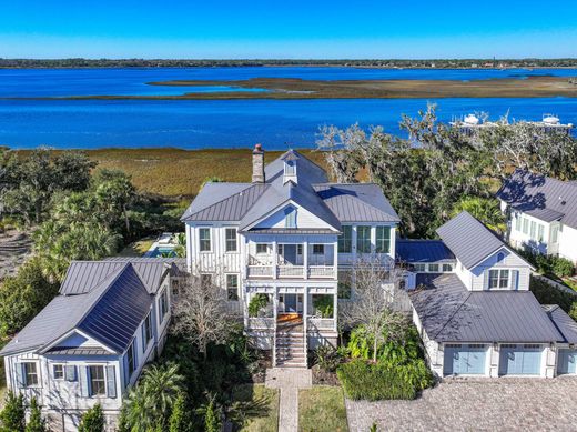 Luxury home in Fernandina Beach, Nassau County