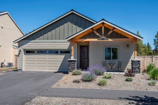 Luxe woning in La Pine, Deschutes County