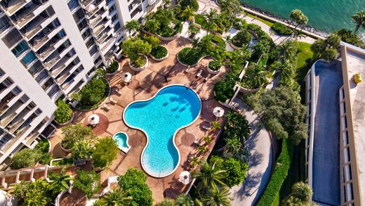 マイアミ, Miami-Dade Countyのアパートメント