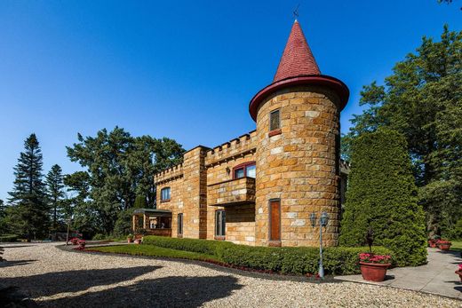 Vrijstaand huis in L'Assomption, Lanaudière