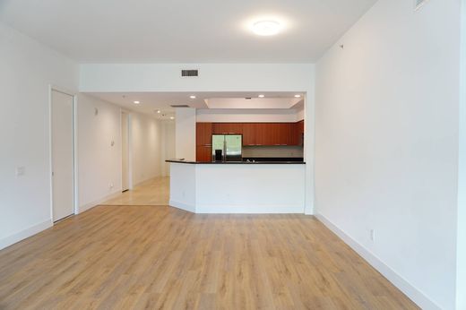 Apartment in North Miami, Miami-Dade