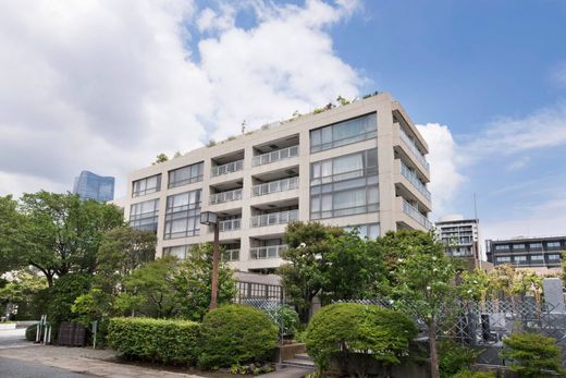 Apartment in Minato, Tokyo Prefecture