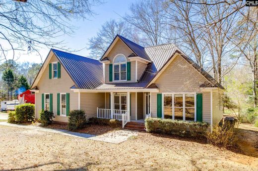 Luxury home in Lugoff, Kershaw County