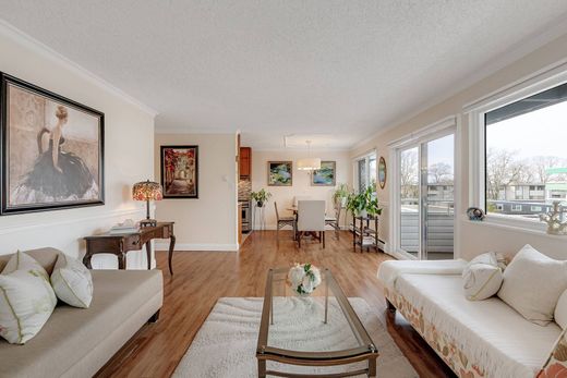 Apartment in Oak Bay, Capital Regional District