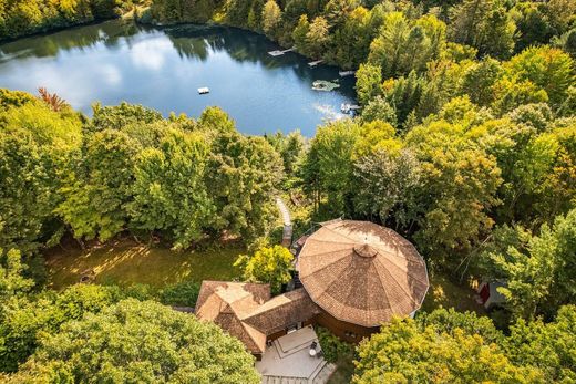 Μονοκατοικία σε Sainte-Anne-des-Lacs, Laurentides