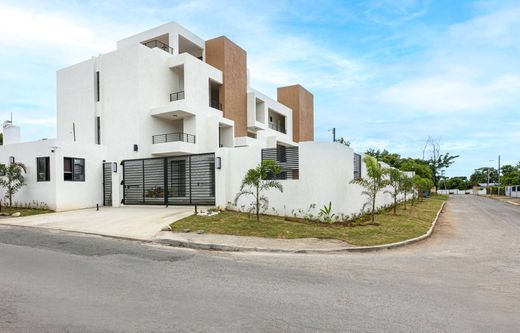 Apartment in Kingston