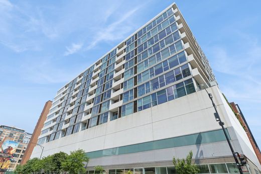 Apartment in Chicago, Cook County