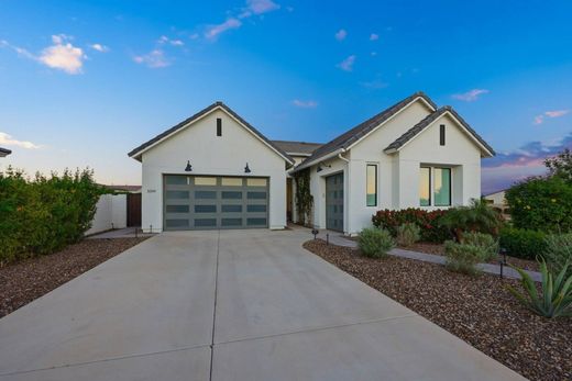 Detached House in San Tan Valley, Pinal County