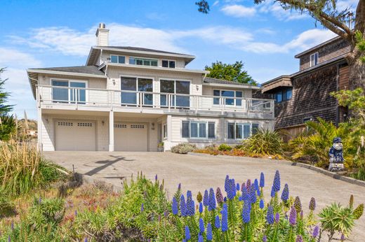 Bodega Bay, Sonoma Countyの一戸建て住宅