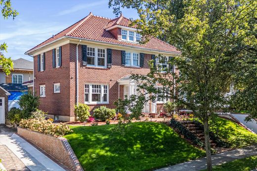 Casa de luxo - Flushing, Queens County