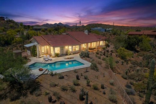 Detached House in Fountain Hills, Maricopa County