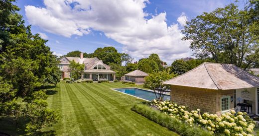 Detached House in Southampton, Suffolk County