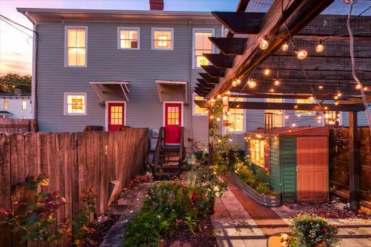Townhouse in Savannah, Chatham County