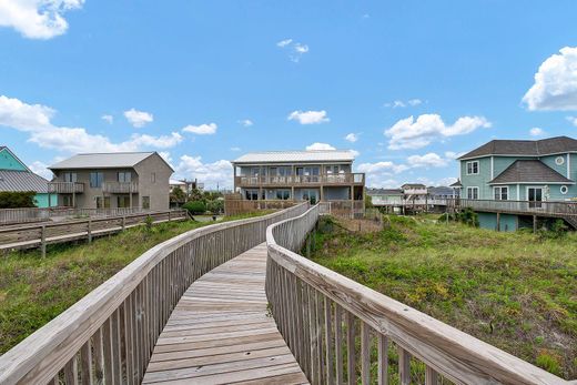 بيت مستقل ﻓﻲ Topsail Beach, Pender County