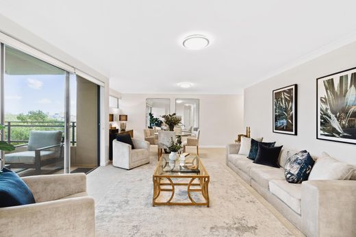 Apartment in Darling Point, Woollahra