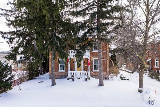 Detached House in Meaford, Ontario