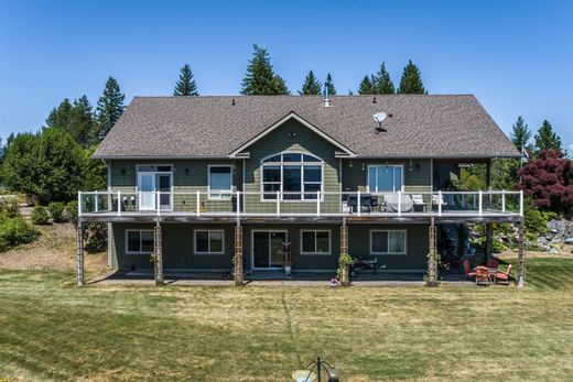 Detached House in Bonners Ferry, Boundary County