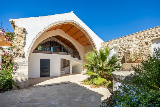 Luxury home in Villamartín, Cadiz