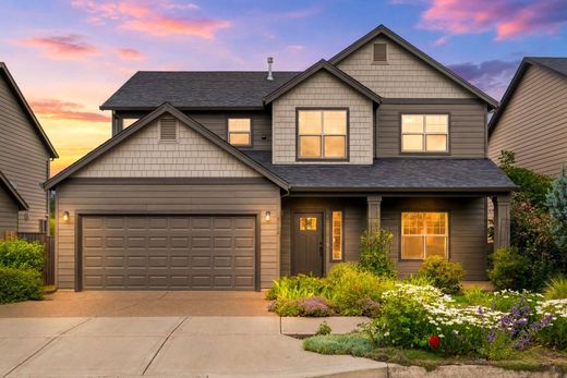 Luxury home in McMinnville, Yamhill County