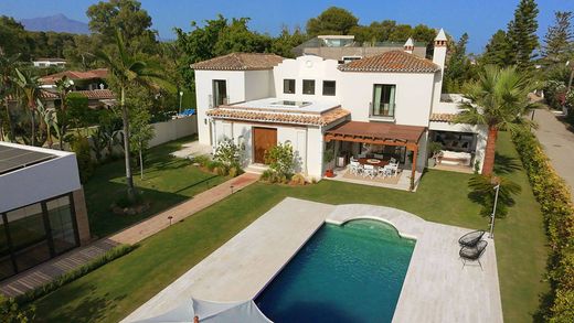 Detached House in Estepona, Malaga