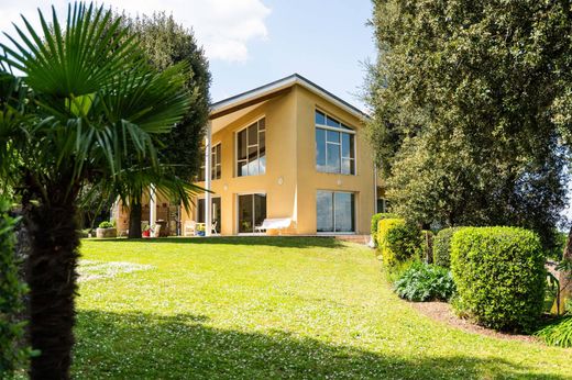 Einfamilienhaus in Cognac, Charente