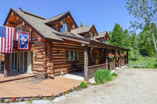Luxury home in Moran, Teton County