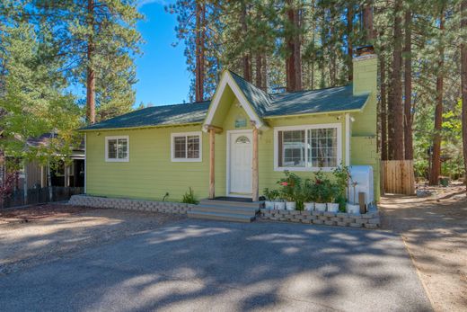 Vrijstaand huis in South Lake Tahoe, El Dorado County