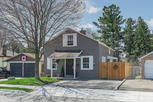 Casa Unifamiliare a Cambridge, Ontario
