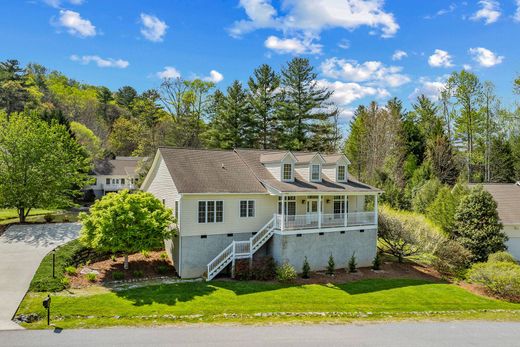 Maison individuelle à Hendersonville, Comté de Henderson