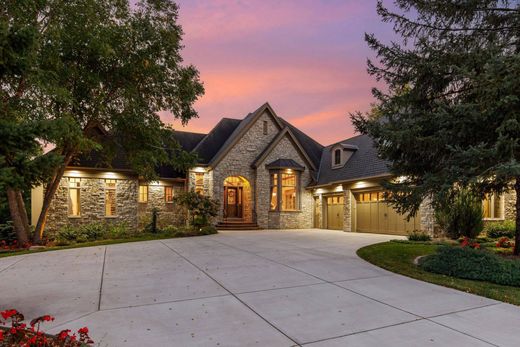 Detached House in Eden Prairie, Hennepin County