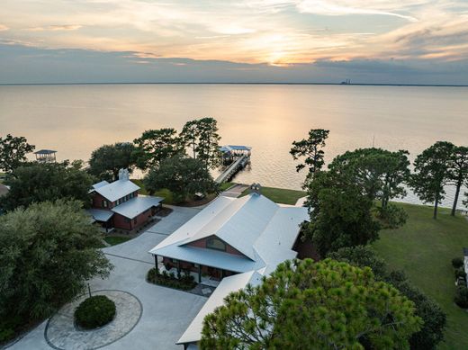Einfamilienhaus in Bonneau, Berkeley County