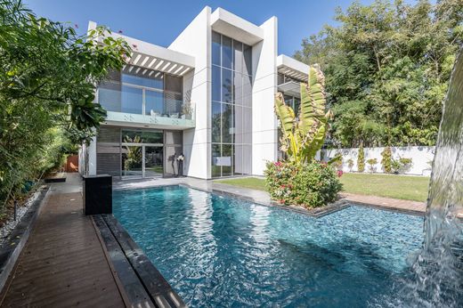 Villa in Dubai