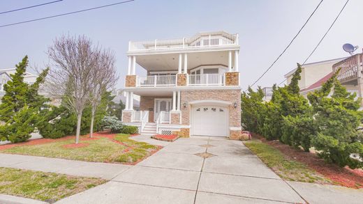 Detached House in Brigantine, Atlantic County