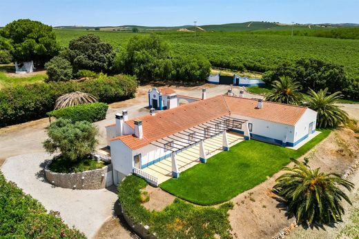Casa Unifamiliare a Ferreira do Alentejo, Distrito de Beja