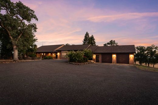 Detached House in Anderson, Shasta County