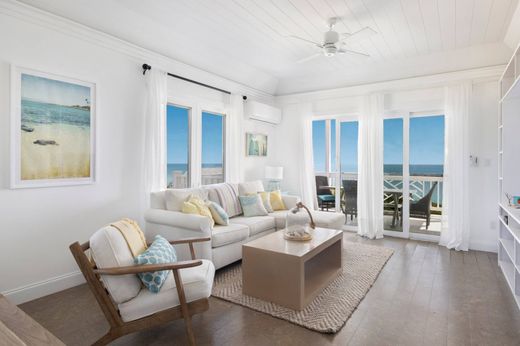 Apartment / Etagenwohnung in James Cistern, North Eleuthera District