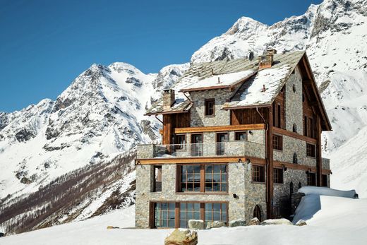 Detached House in Valtournenche, Provincia di Aosta