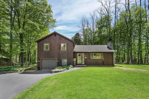 Detached House in Lenox, Berkshire County