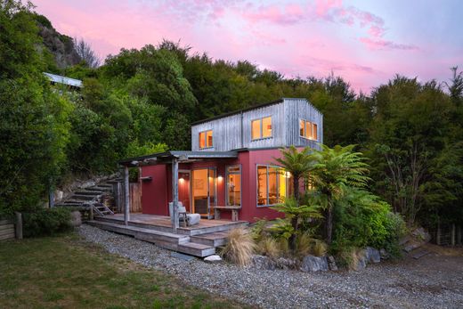 Casa de luxo - Nelson, Nelson City