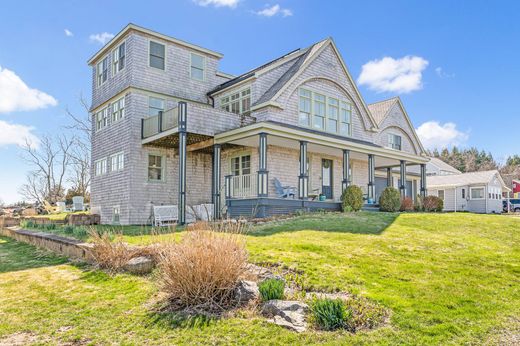 Luxury home in Jamestown, Newport County