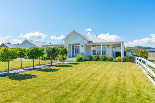 Detached House in Kinloch, Queenstown-Lakes District