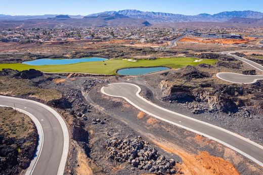 Land in Santa Clara, Washington County