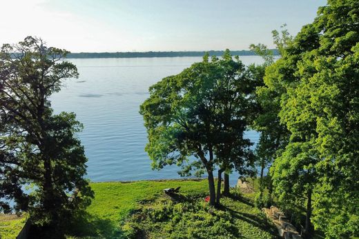 L'Île-Bizard-Sainte-Geneviève, City of Montréalの土地