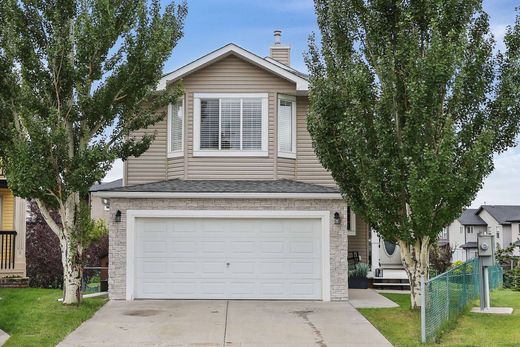 Detached House in Airdrie, Alberta