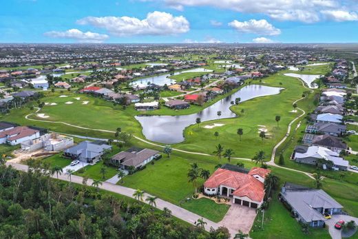 Cape Coral, Lee Countyの一戸建て住宅