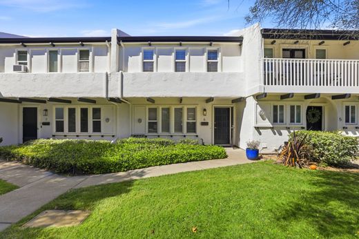 Apartment in Los Gatos, Santa Clara County