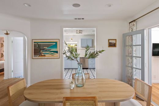 Detached House in Claremont, Los Angeles County